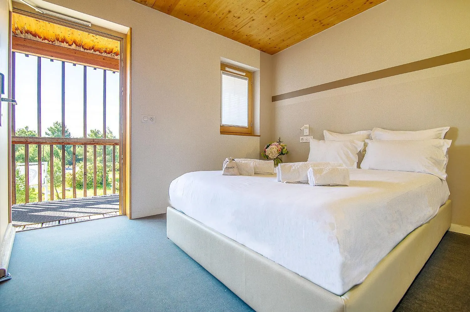 Thecamp Hotel & Lodges - Aix En Provence 엑상프로방스 3*,