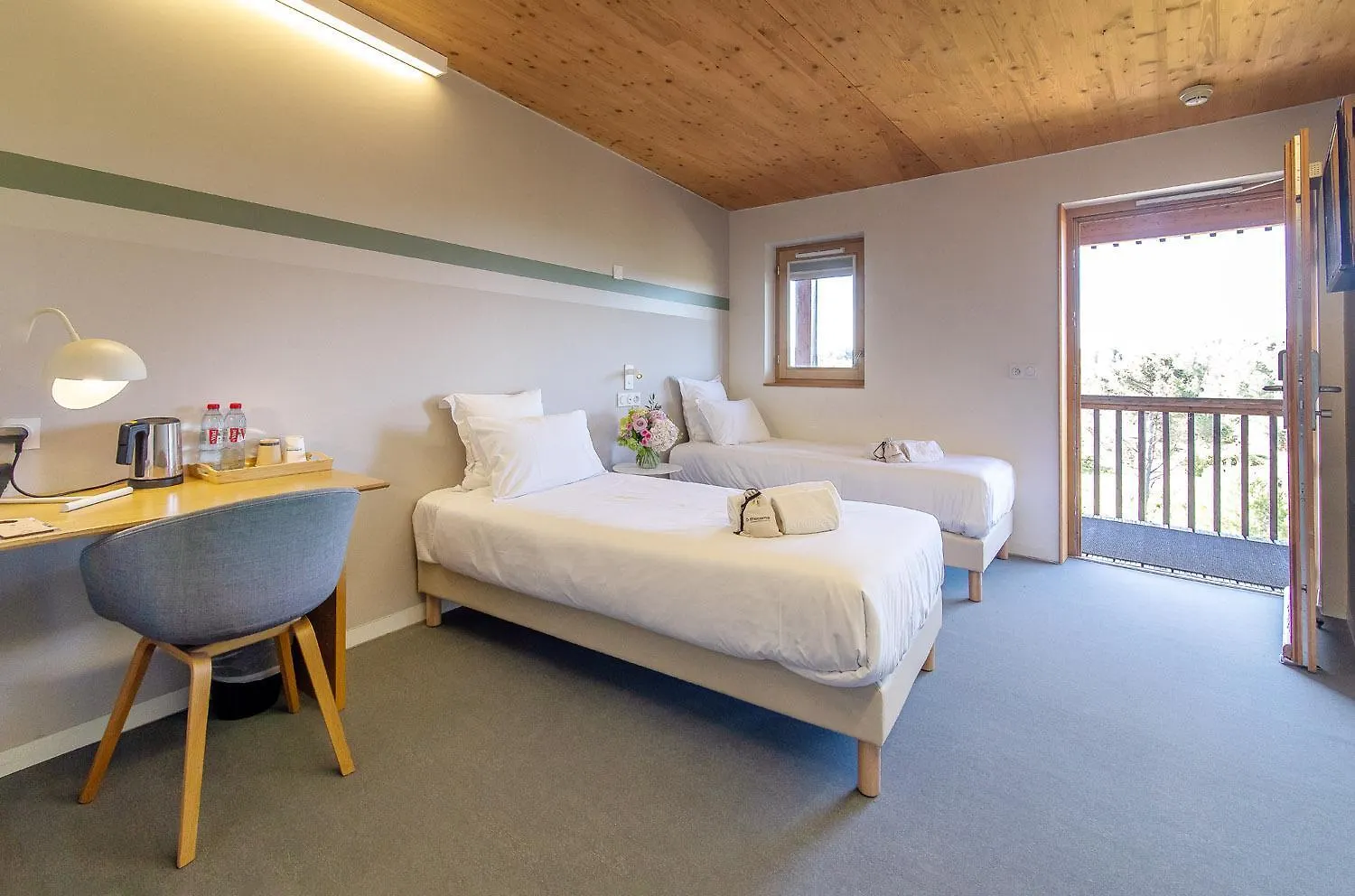 Thecamp Hotel & Lodges - Aix En Provence 엑상프로방스 3*,  프랑스