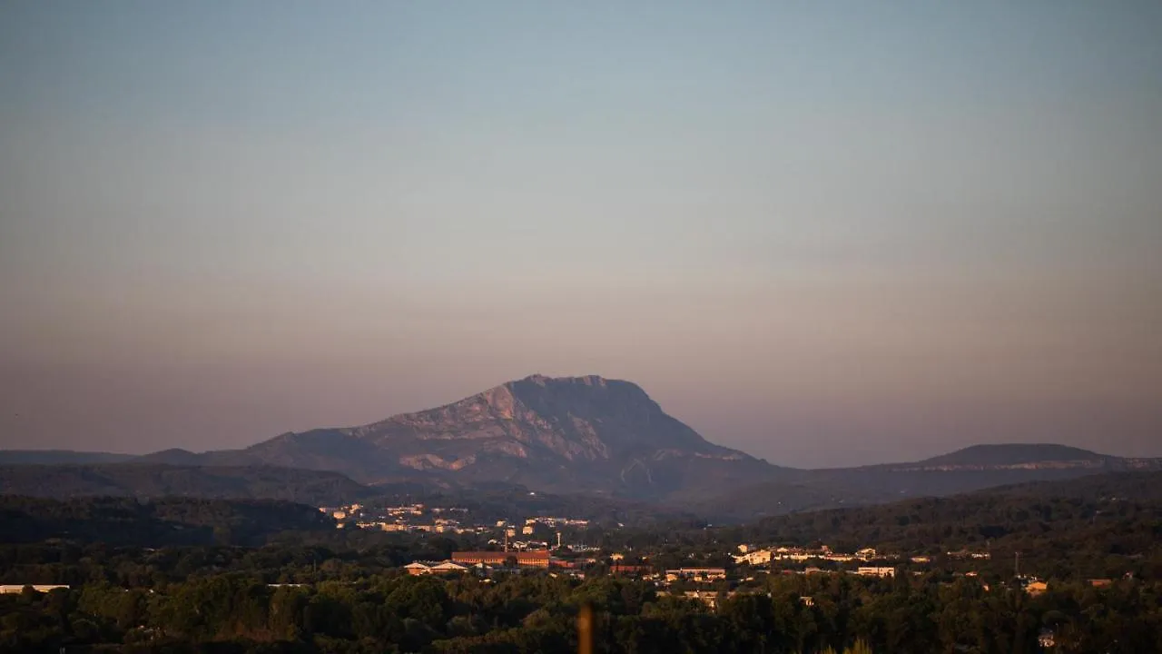 Thecamp Hotel & Lodges - Aix En Provence Aix-en-Provence 3*,